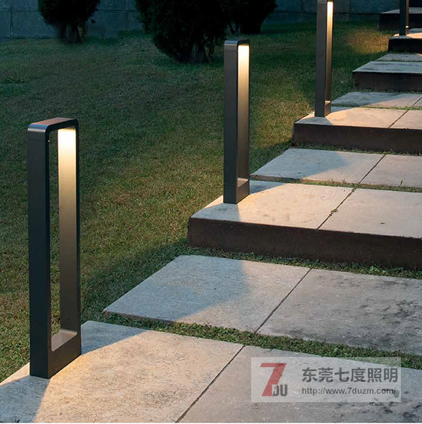 东莞丝瓜视频免费看照明户外花园草坪灯实拍效果